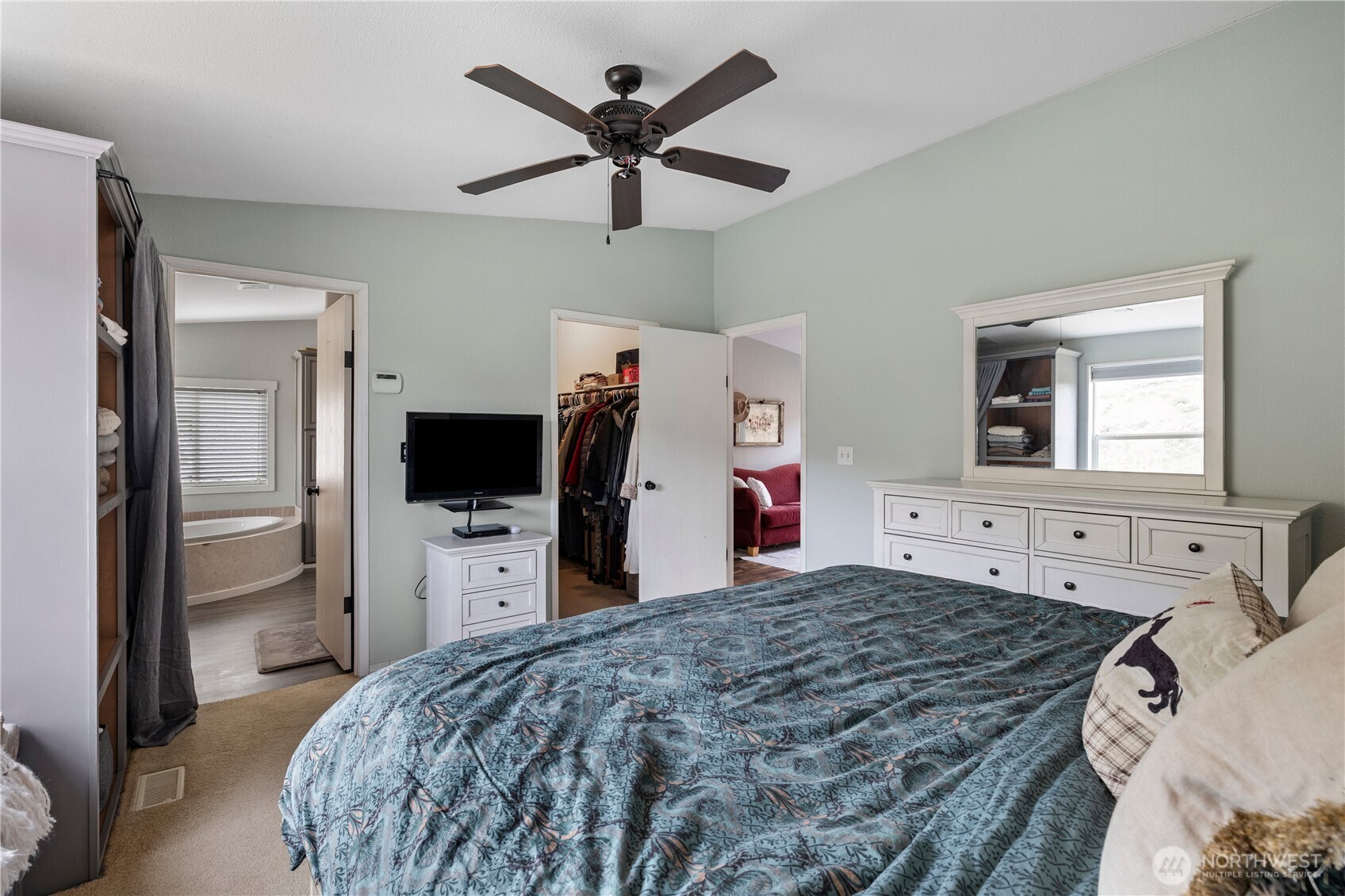 5370 W Umptanum Road , Ellensburg, WA 98926