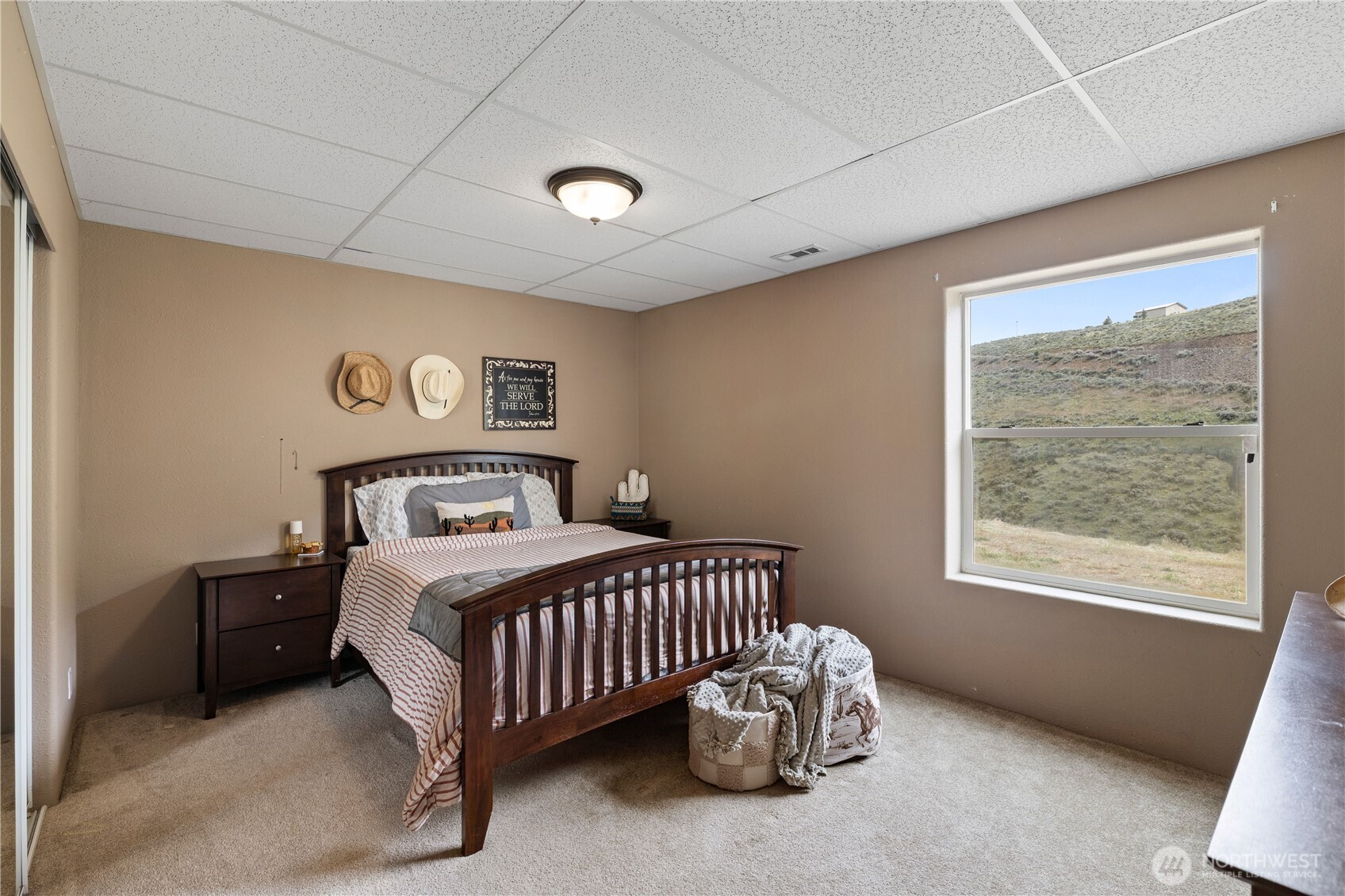 5370 W Umptanum Road , Ellensburg, WA 98926