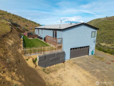 5370 W Umptanum Road , Ellensburg, WA 98926 - Photo 3