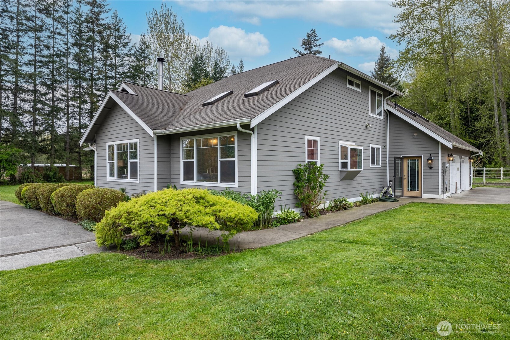 8163 Kickerville , Blaine, WA 98230