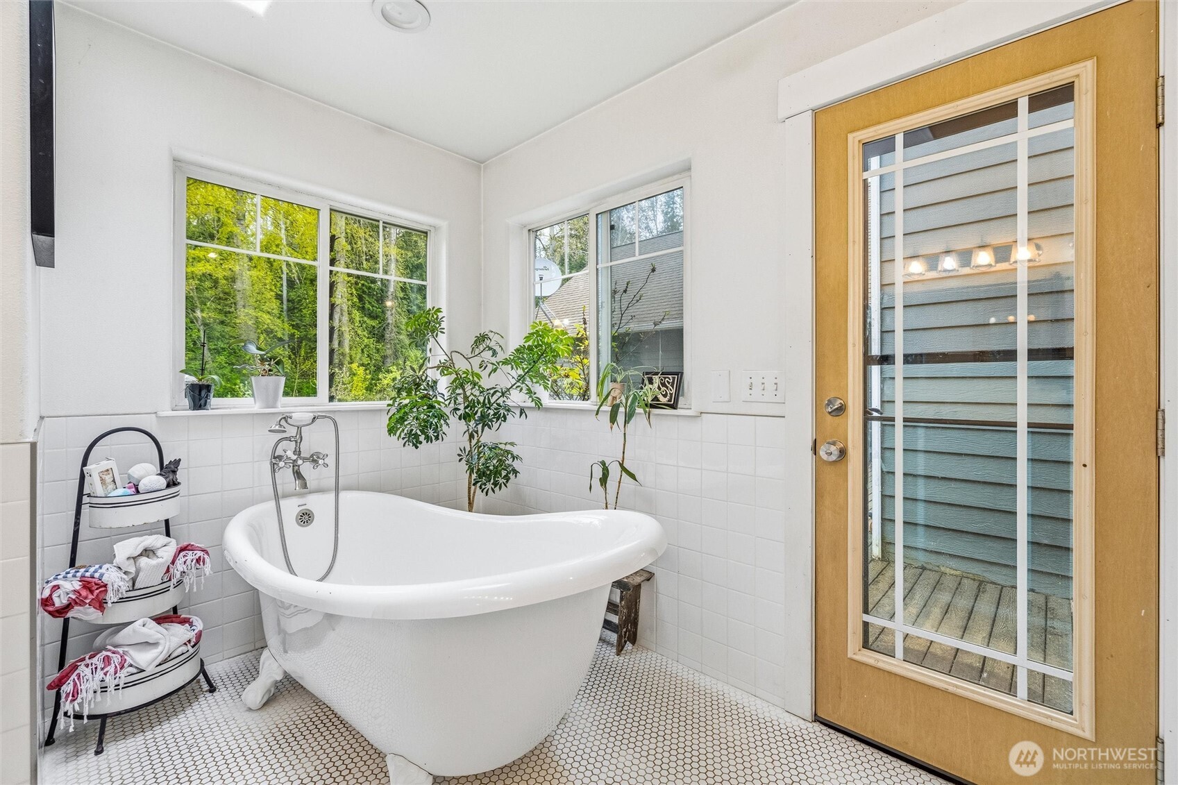 8163 Kickerville , Blaine, WA 98230