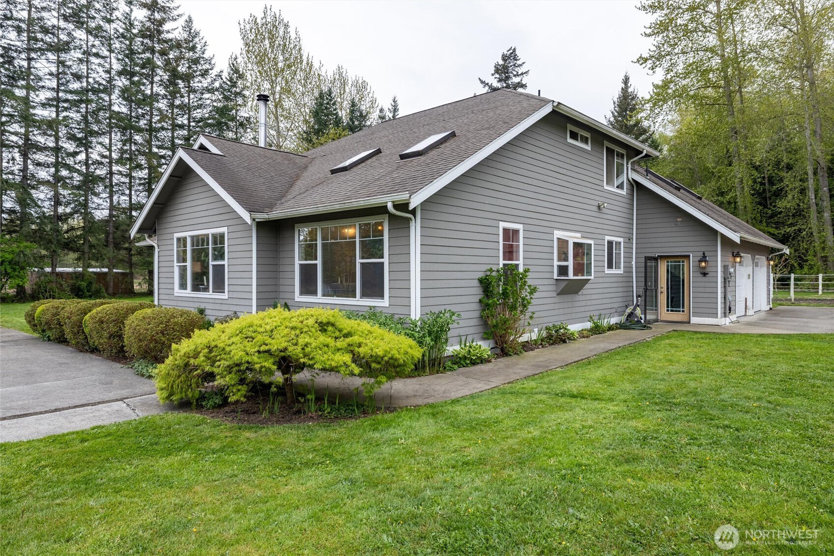 8163 Kickerville , Blaine, WA 98230