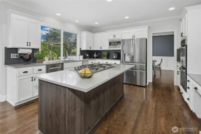 2218 274th Court SE, Sammamish, WA 98075 - Photo 12