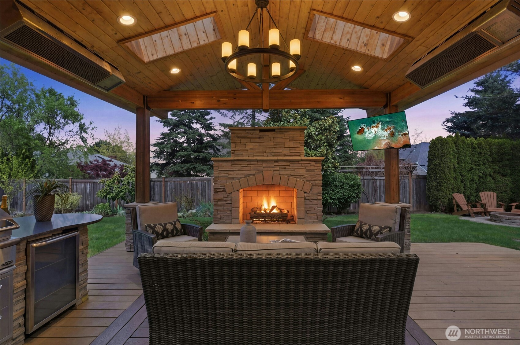 2218 274th Court SE, Sammamish, WA 98075