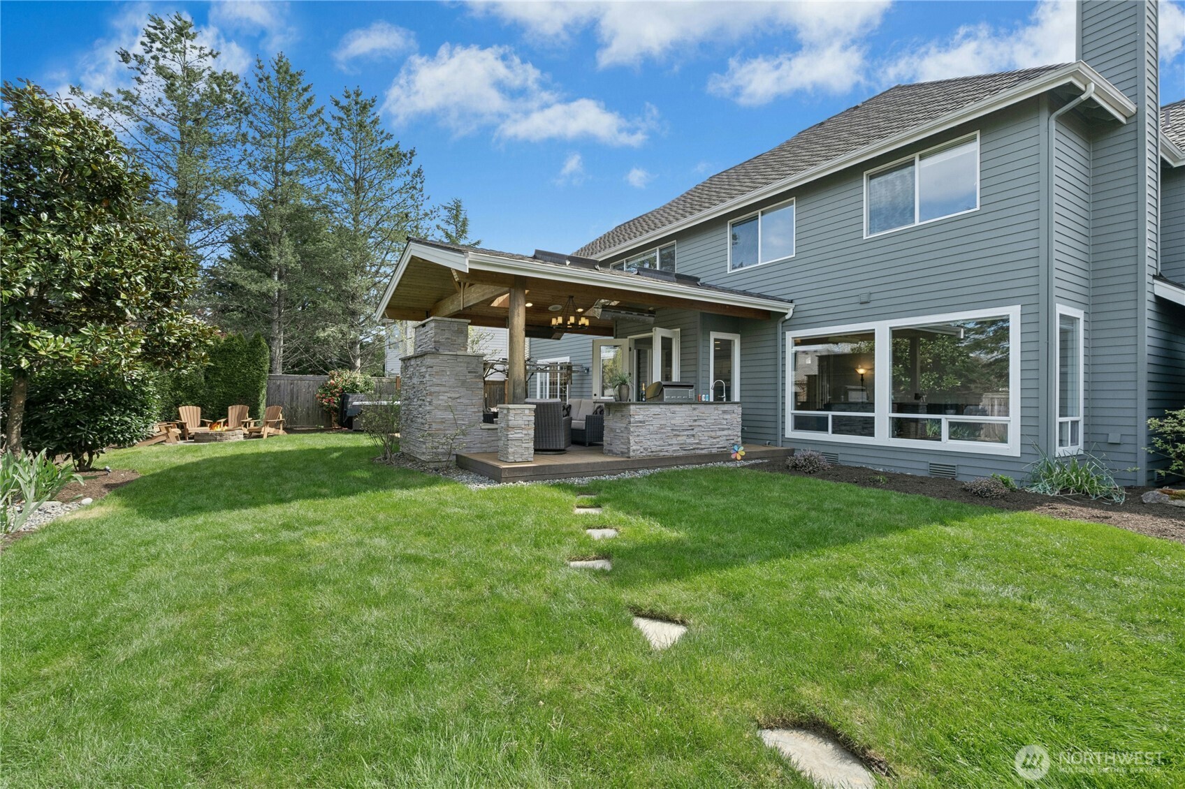 2218 274th Court SE, Sammamish, WA 98075