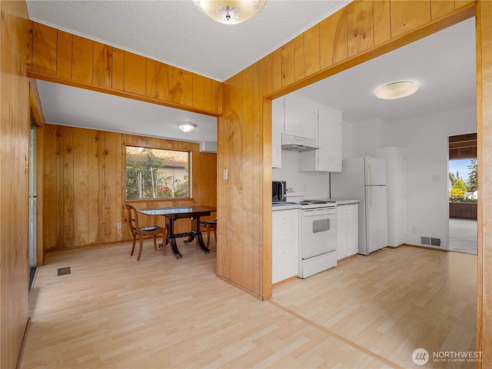 5704 N Ruby Street , Tacoma, WA 98407