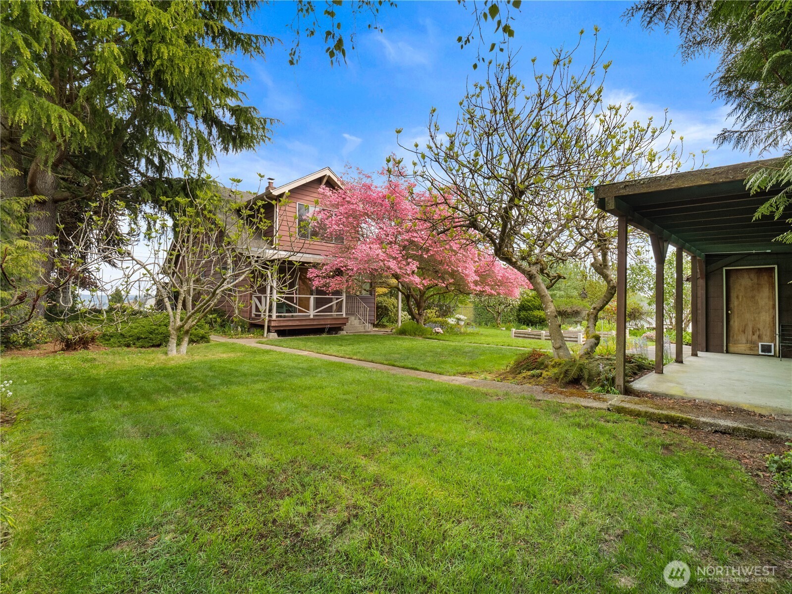 5704 N Ruby Street , Tacoma, WA 98407