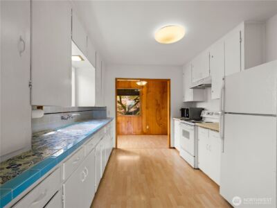 5704 N Ruby Street , Tacoma, WA 98407 - Photo 10