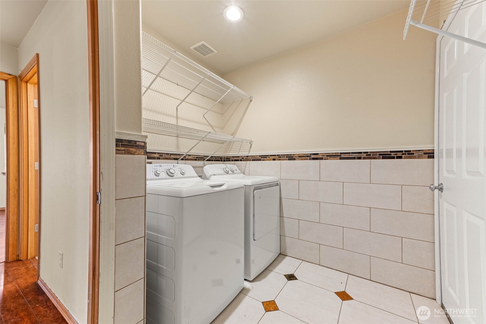 7006 Radius Loop SE, Lacey, WA 98513