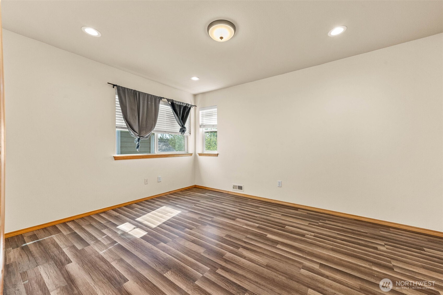 7006 Radius Loop SE, Lacey, WA 98513