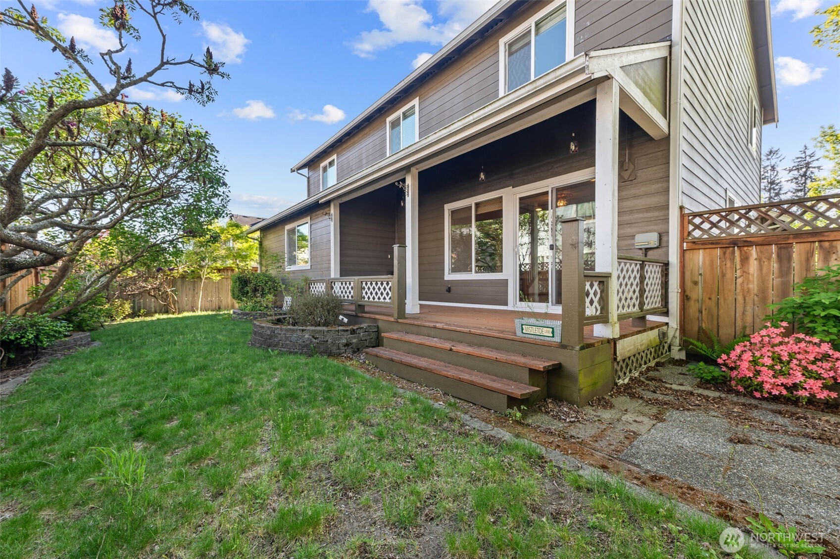 7006 Radius Loop SE, Lacey, WA 98513