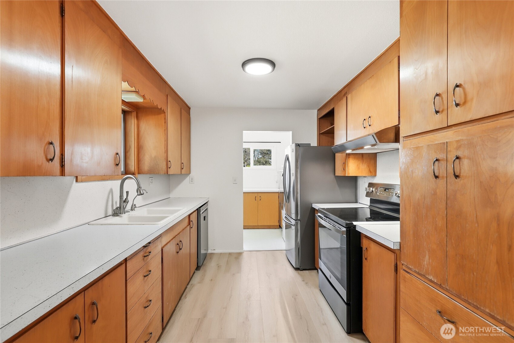 1074 Walnut Street , Bremerton, WA 98310