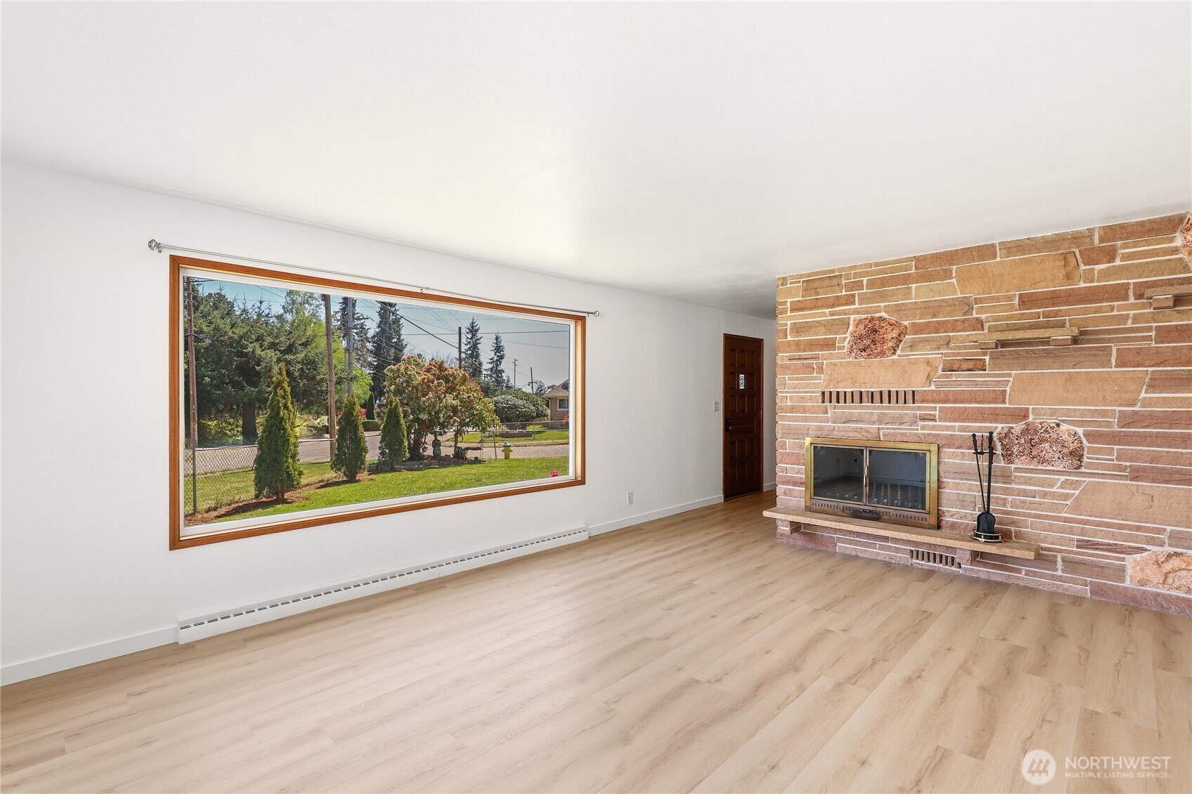 1074 Walnut Street , Bremerton, WA 98310