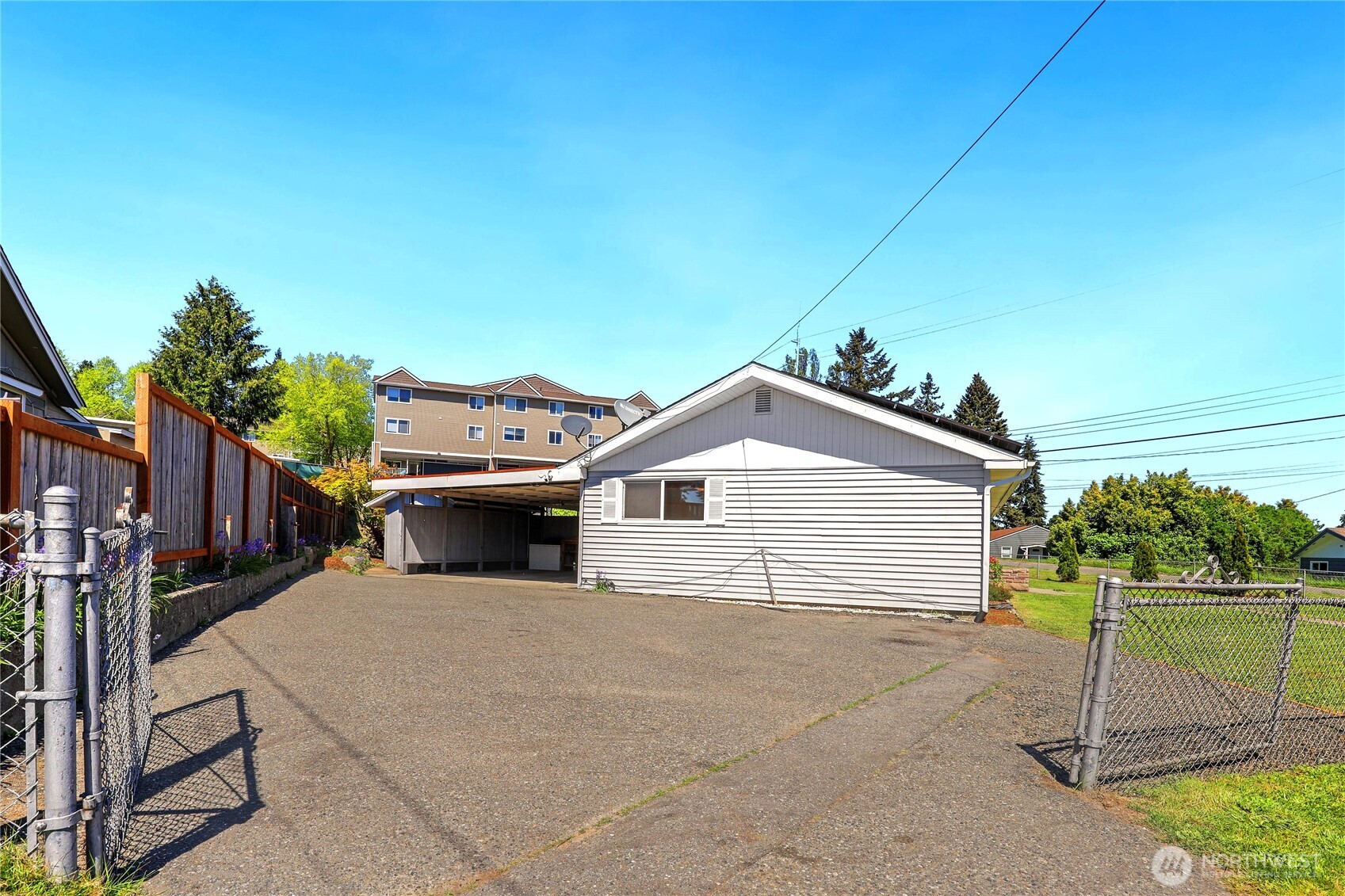 1074 Walnut Street , Bremerton, WA 98310