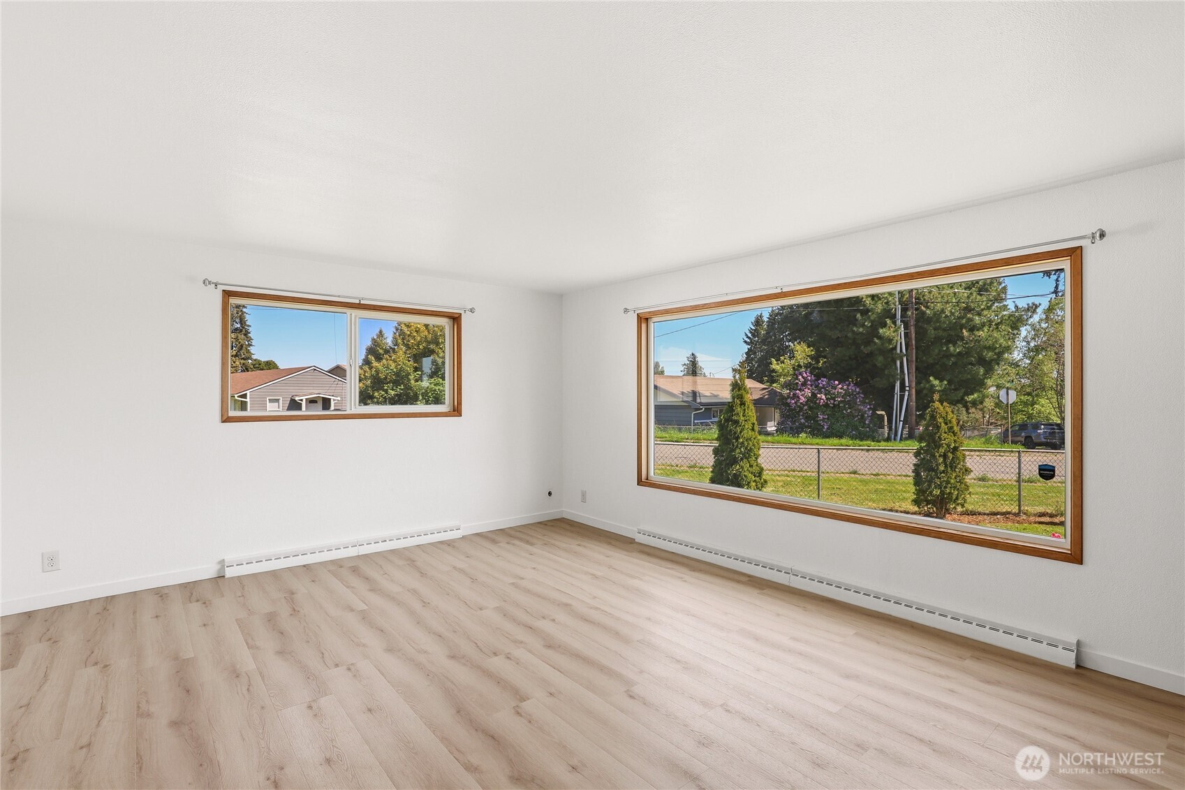 1074 Walnut Street , Bremerton, WA 98310