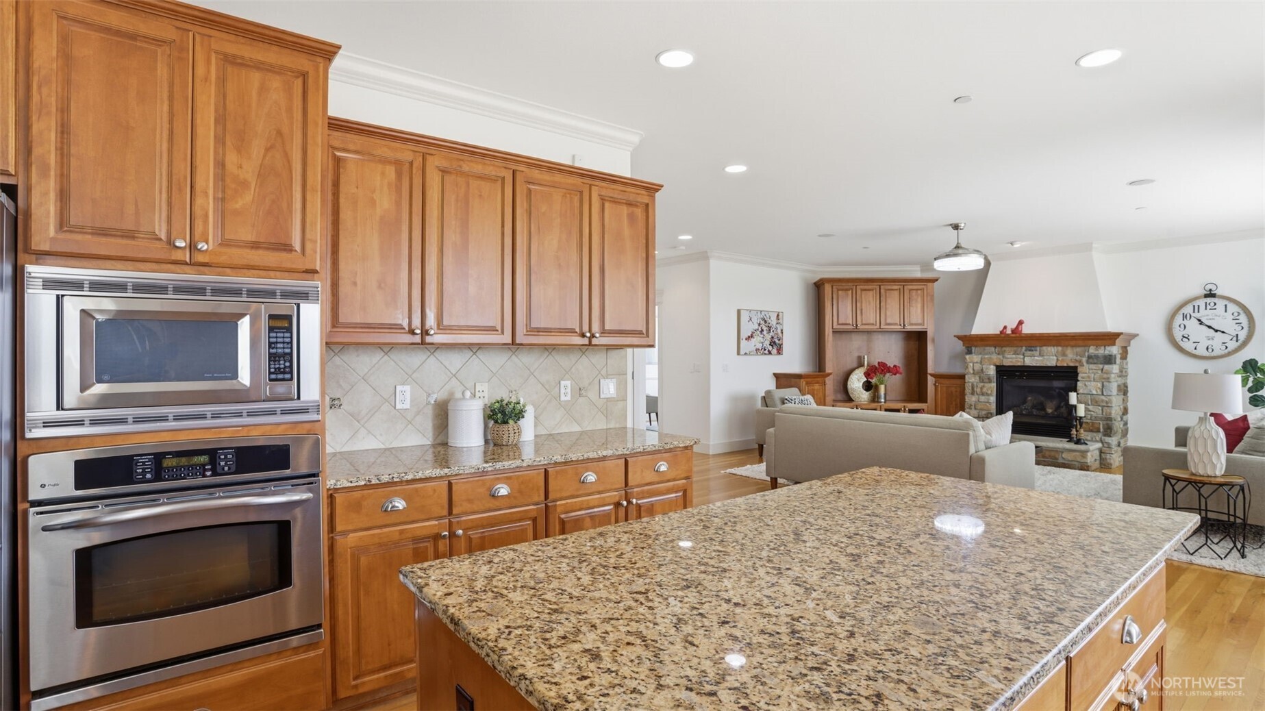 11935 SE 76th Street , Newcastle, WA 98056