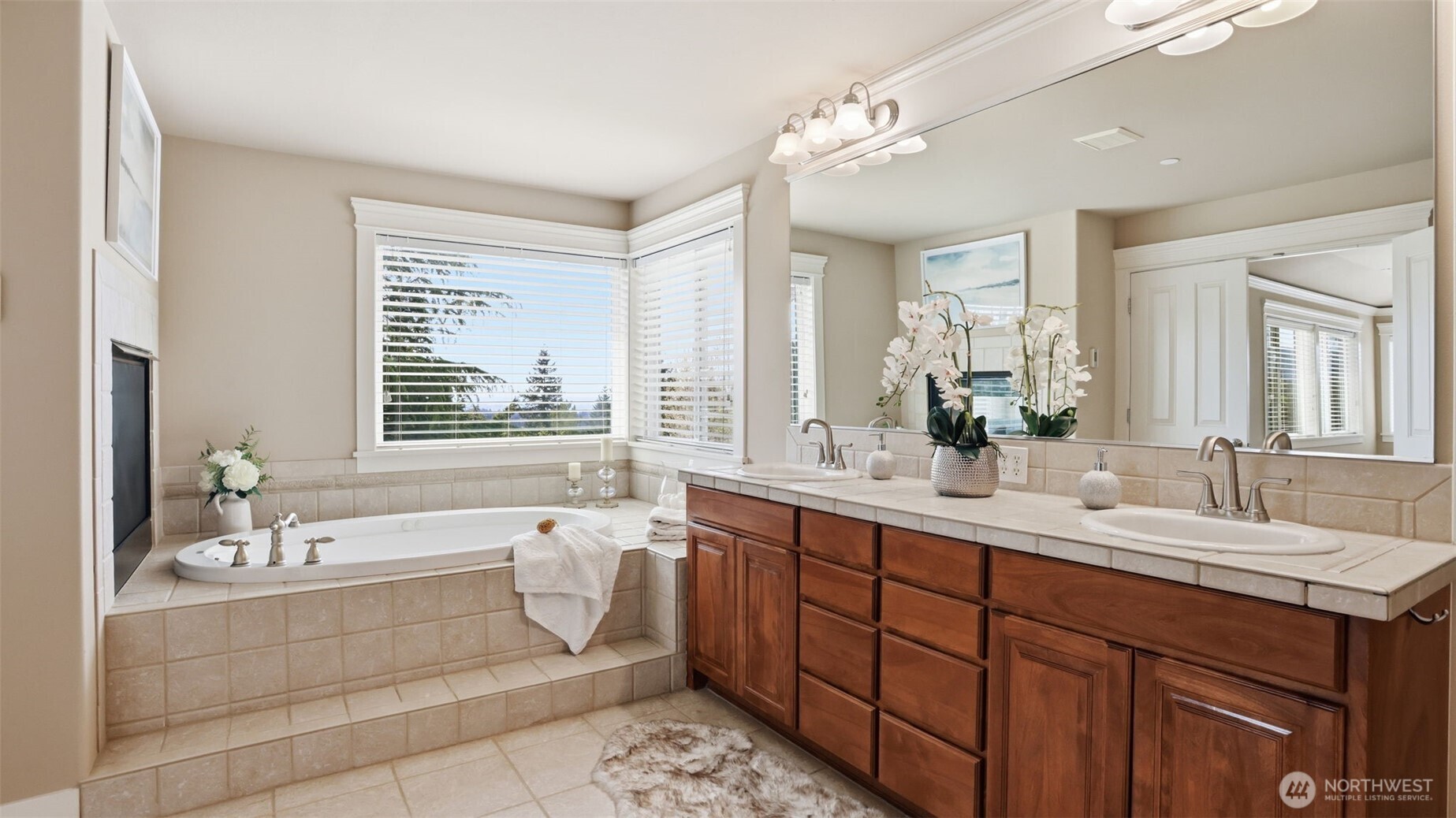 11935 SE 76th Street , Newcastle, WA 98056