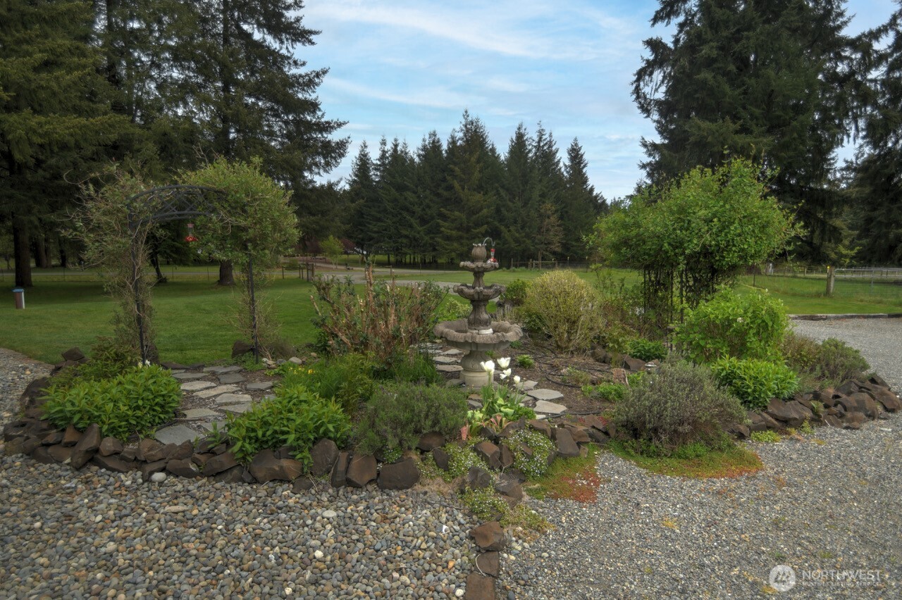 16915 Eugene Street SW, Rochester, WA 98579