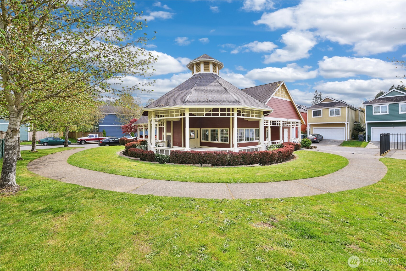 11308 6th Avenue E, Tacoma, WA 98445