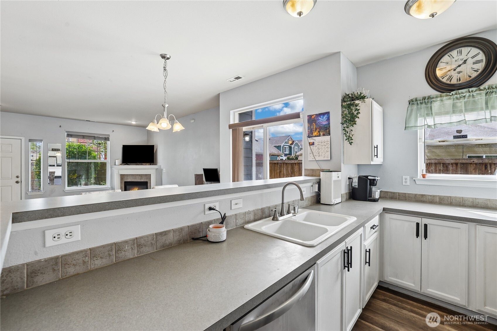 11308 6th Avenue E, Tacoma, WA 98445