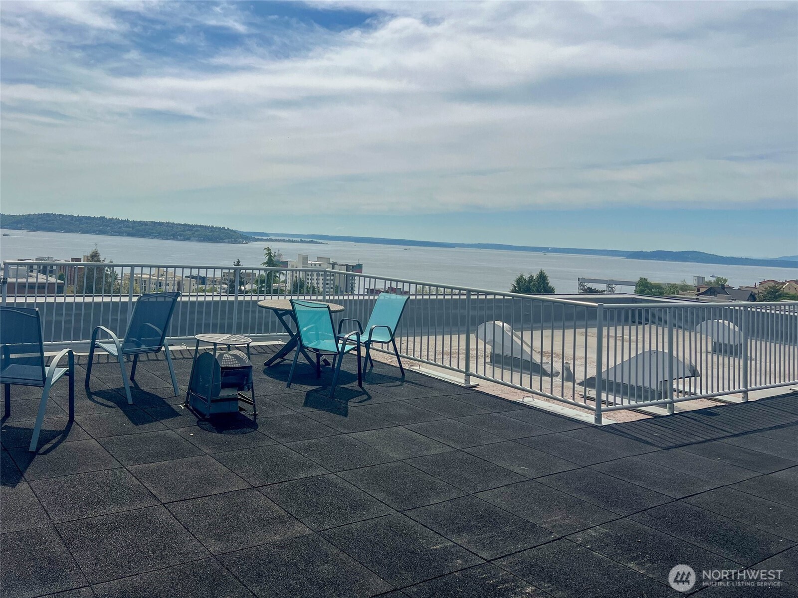 919 2nd Avenue W #505, Seattle, WA 98119