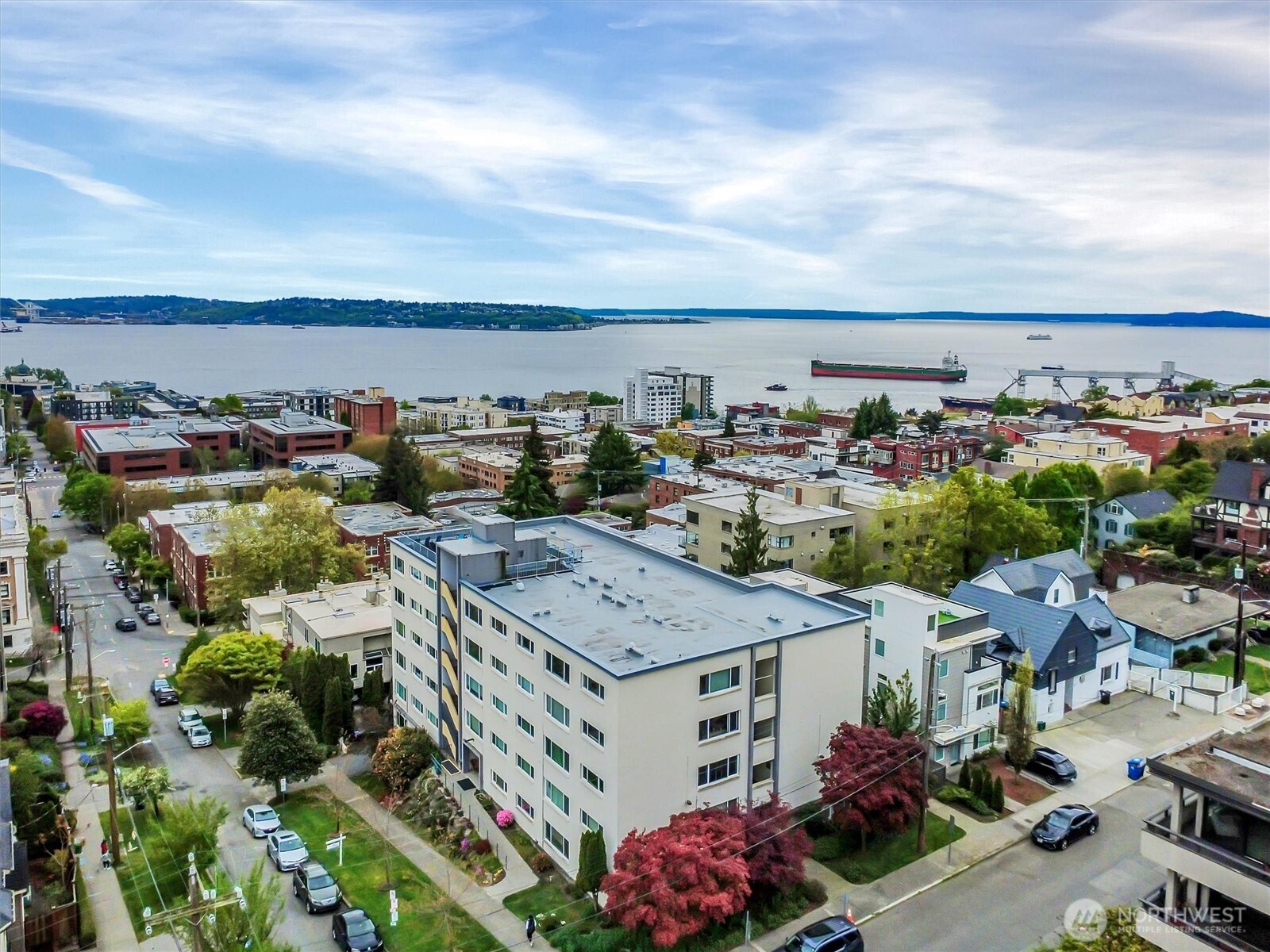 919 2nd Avenue W #505, Seattle, WA 98119