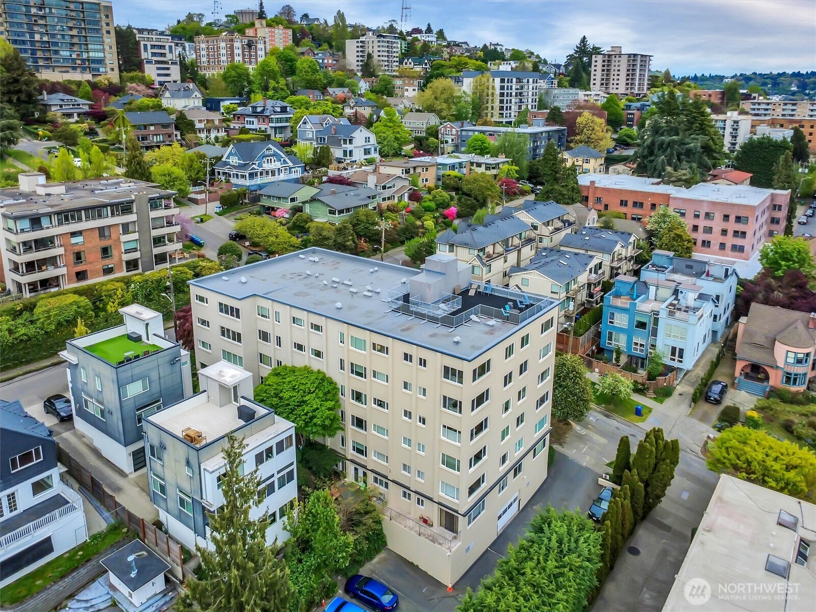 919 2nd Avenue W #505, Seattle, WA 98119