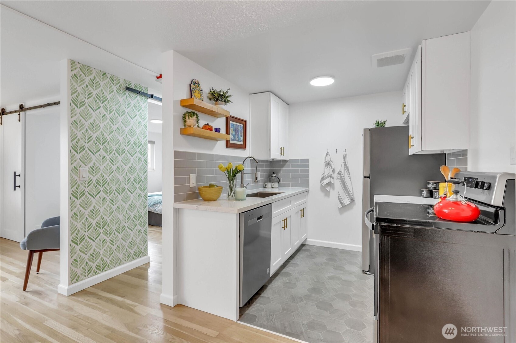 919 2nd Avenue W #505, Seattle, WA 98119