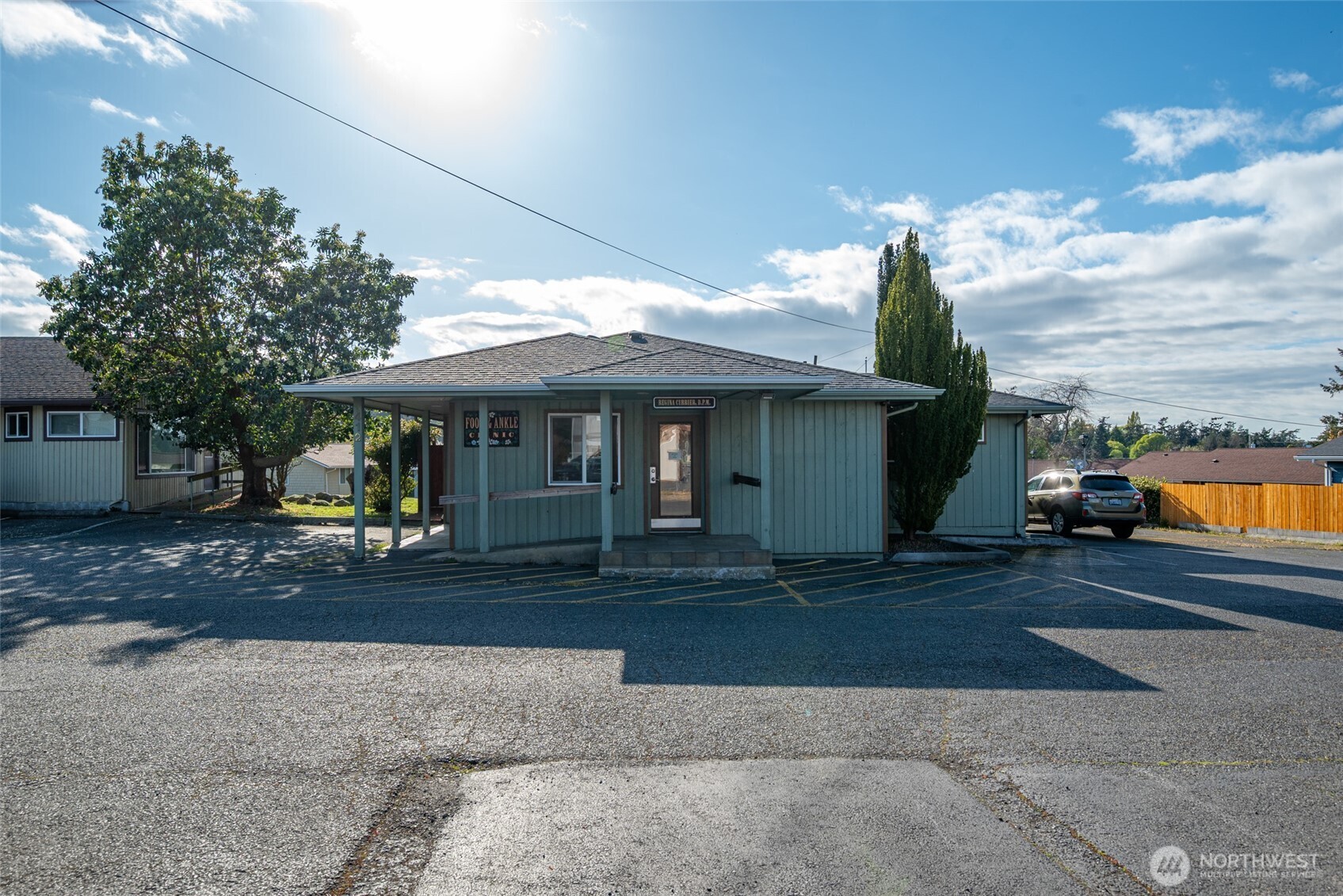 412 N Main Street , Coupeville, WA 98239
