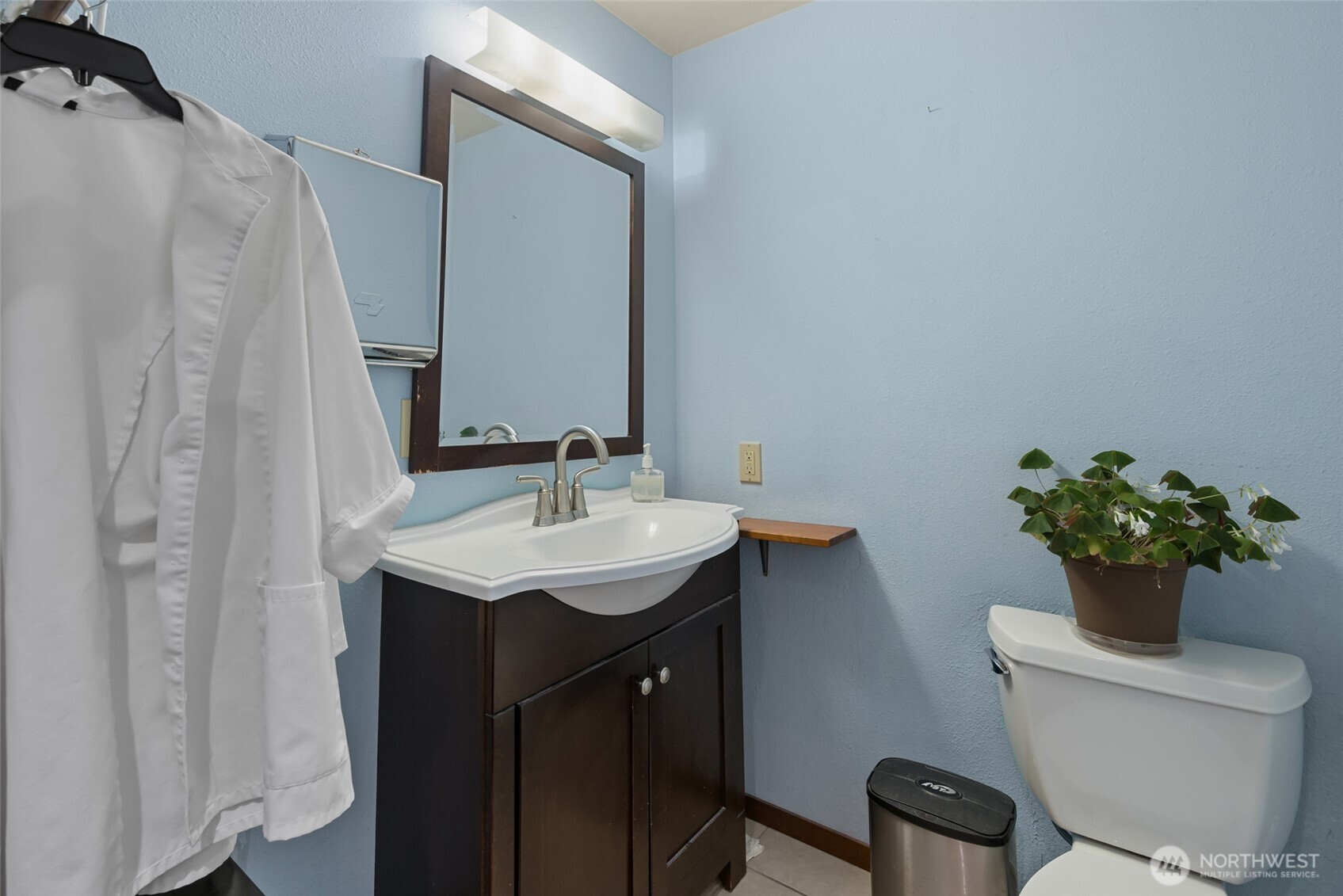 412 N Main Street , Coupeville, WA 98239