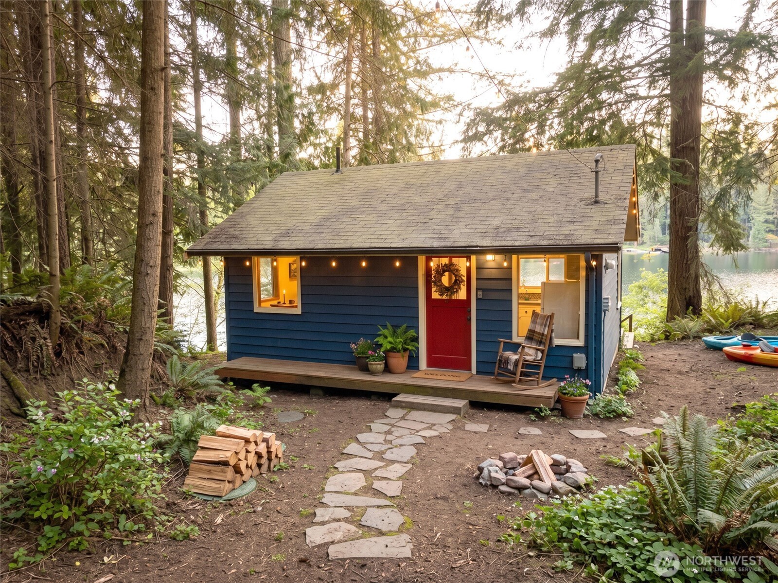 4945 Lakeside Drive , Langley, WA 98260