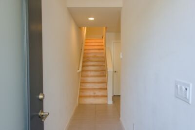 10363 Ashworth Avenue N, Seattle, WA 98133 - Photo 2