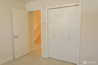 10363 Ashworth Avenue N, Seattle, WA 98133 - Photo 9
