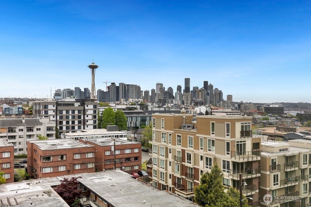 521 5th Avenue W #805, Seattle, WA 98119