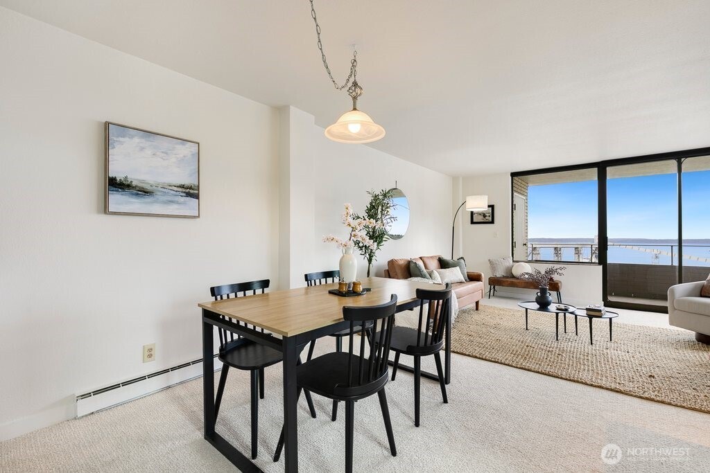 521 5th Avenue W #805, Seattle, WA 98119