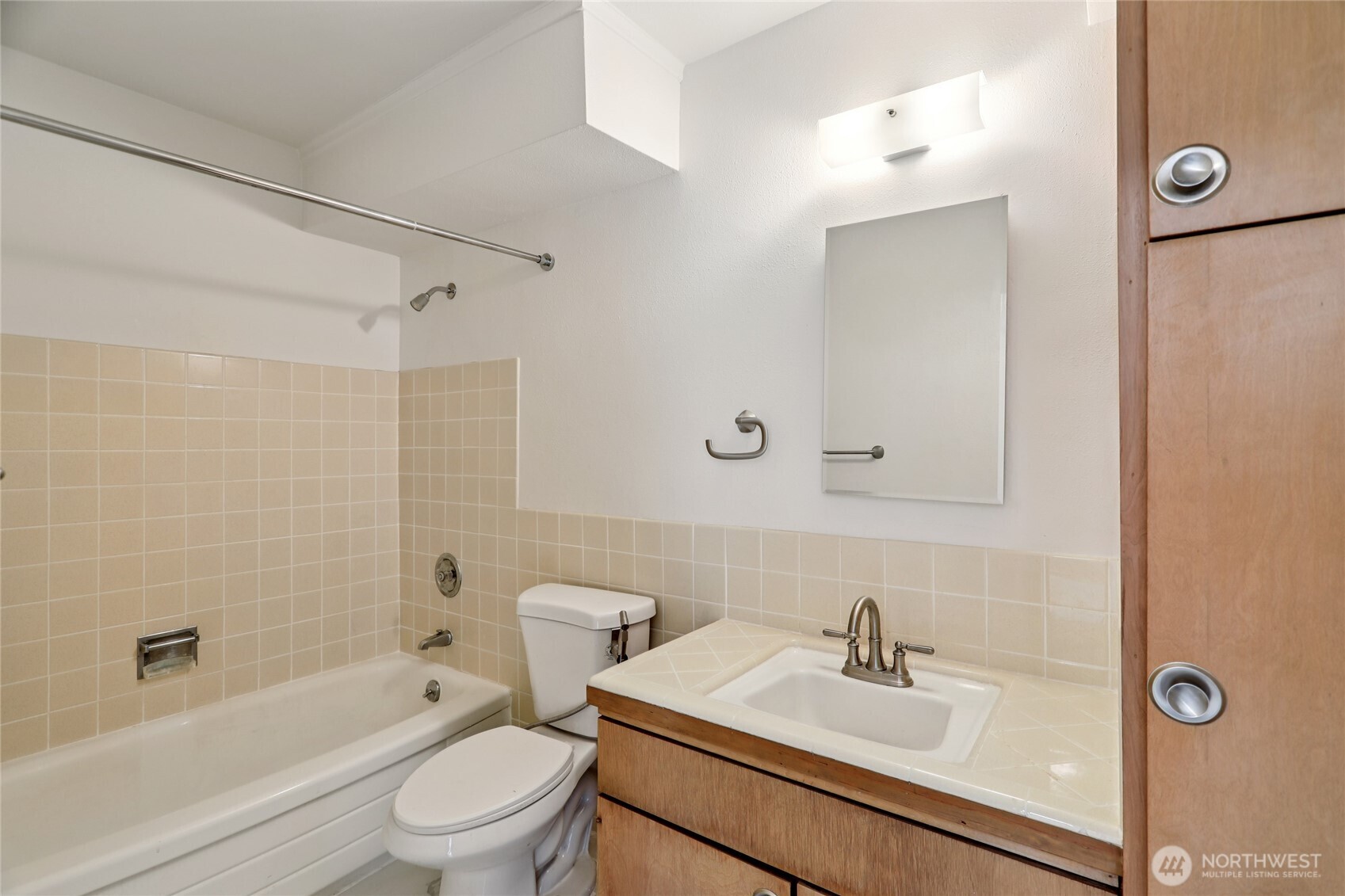 308 E Republican Street #608, Seattle, WA 98102