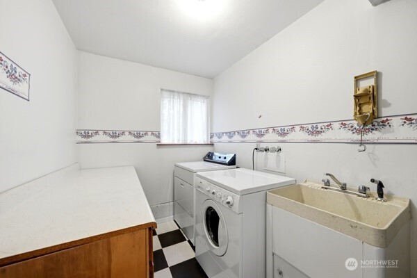 9215 NE 178th Street , Bothell, WA 98011