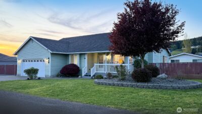 823 SW 21st Street , Chehalis, WA 98532 - Photo 1