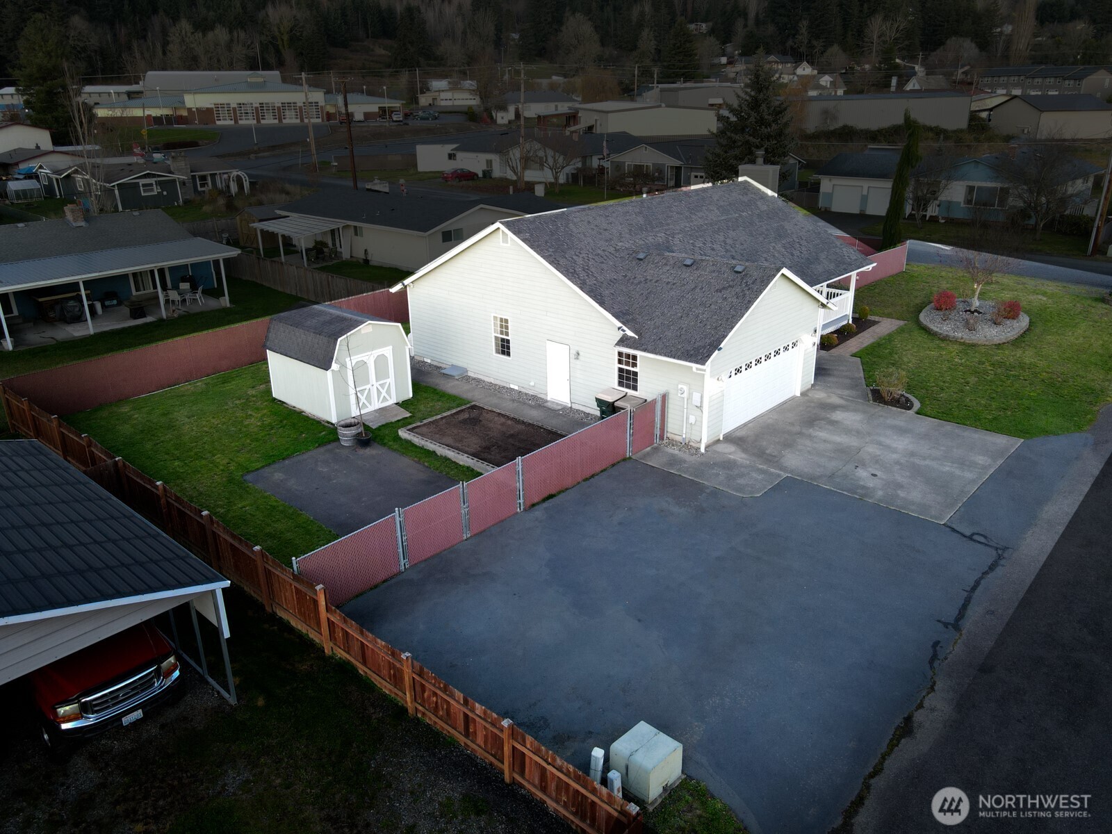 823 SW 21st Street , Chehalis, WA 98532