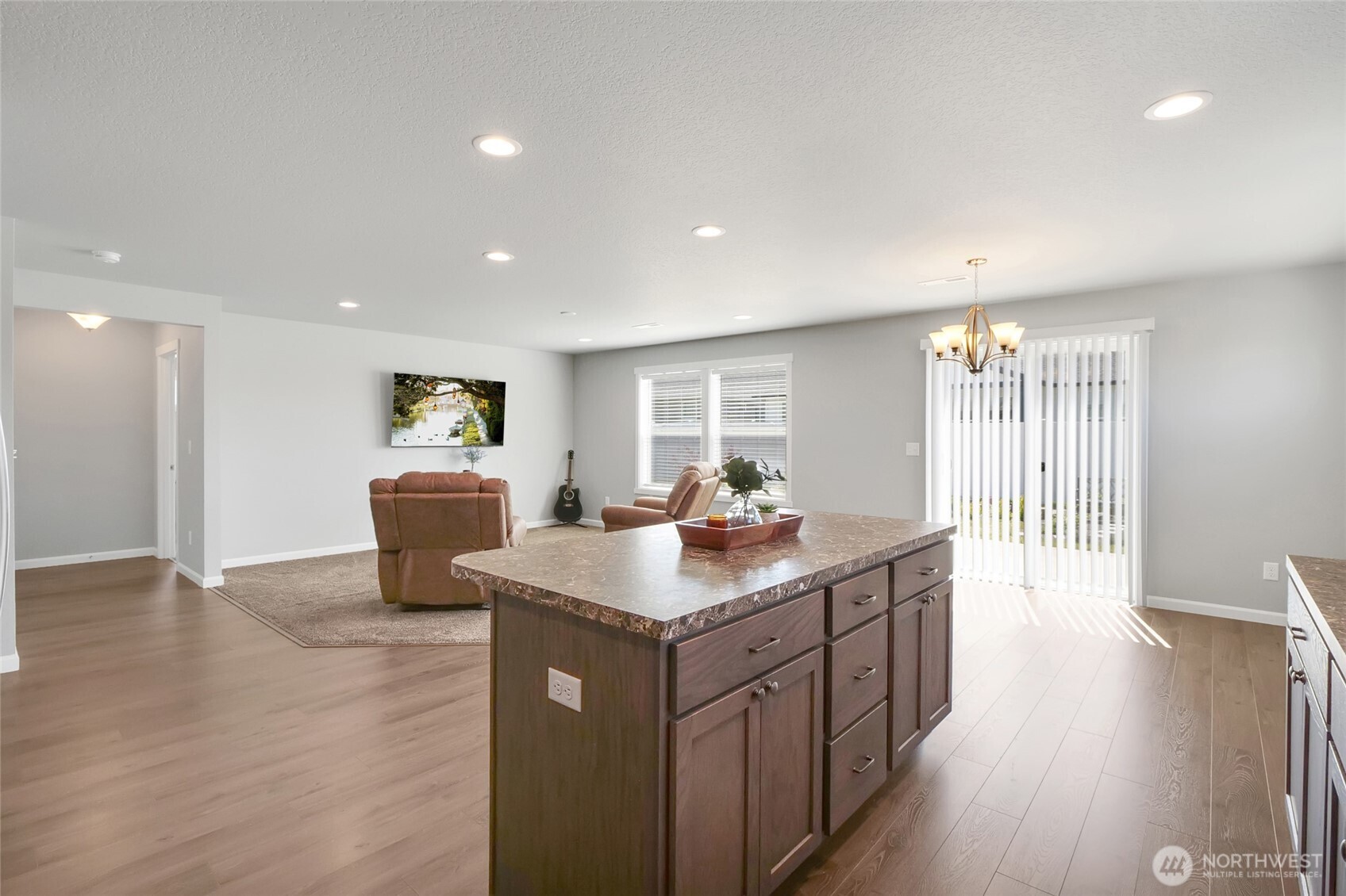4735 W Cottontail St , Moses Lake, WA 98837