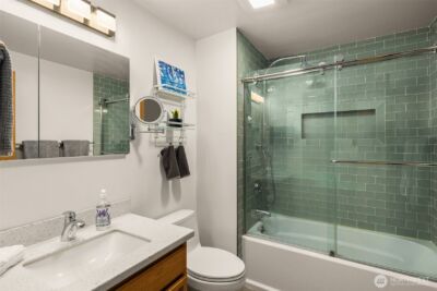 9602 NE 35th Place , Clyde Hill, WA 98004-1800 - Photo 21