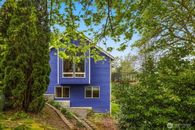 9602 NE 35th Place , Clyde Hill, WA 98004-1800 - Photo 3