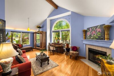 9602 NE 35th Place , Clyde Hill, WA 98004-1800 - Photo 4