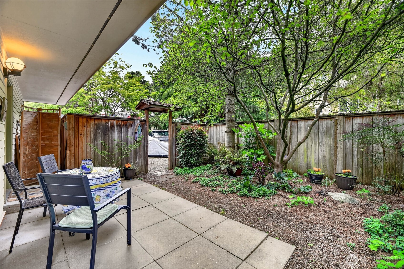 2434 55th Avenue SW, Seattle, WA 98116