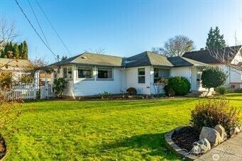 436 Wells Avenue N, Renton, WA 98057-5454