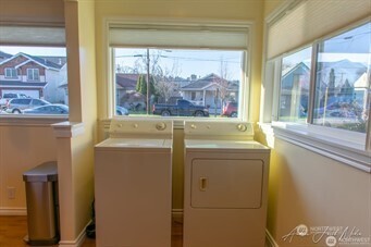 436 Wells Avenue N, Renton, WA 98057-5454