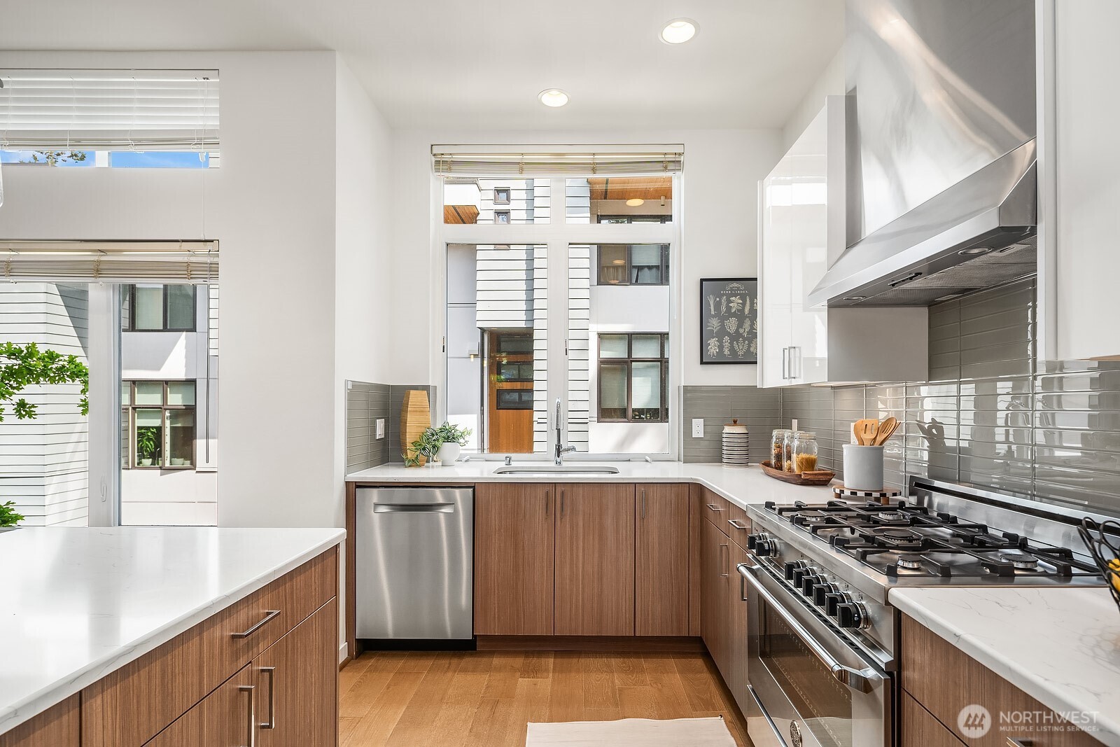 170 107th Court SE, Bellevue, WA 98004