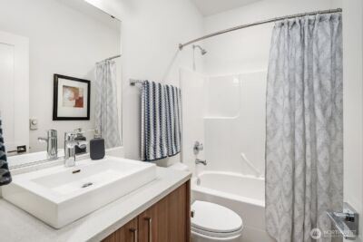 170 107th Court SE, Bellevue, WA 98004 - Photo 23