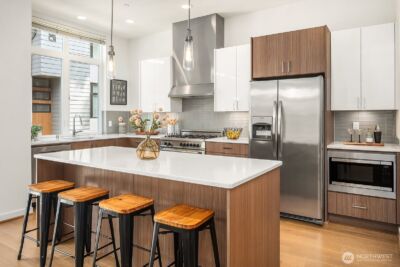 170 107th Court SE, Bellevue, WA 98004 - Photo 3