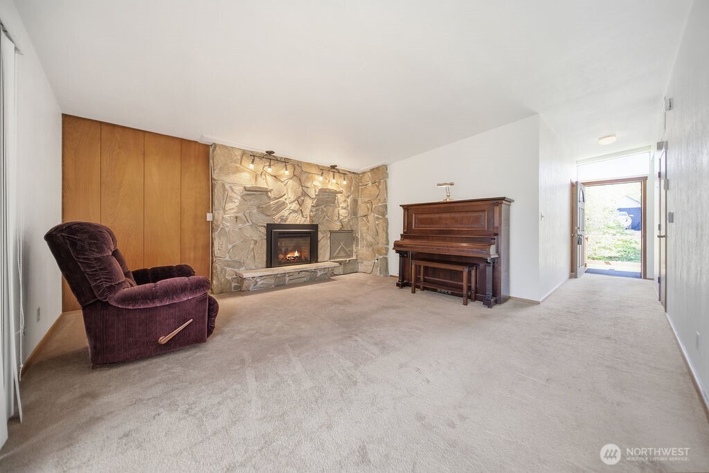 525 Farragut Avenue NE, Port Orchard, WA 98366